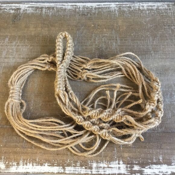 Macrame hanging plant holder natural rustic boho decor - Picture 5 of 5